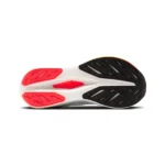 Brooks Hyperion Max 2 illusion coral black 1104341D443 suola